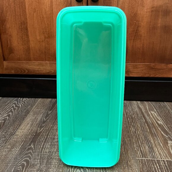 Vintage Tupperware Jadeite Green Celery/Vegetable Keeper - Picture 11 of 16